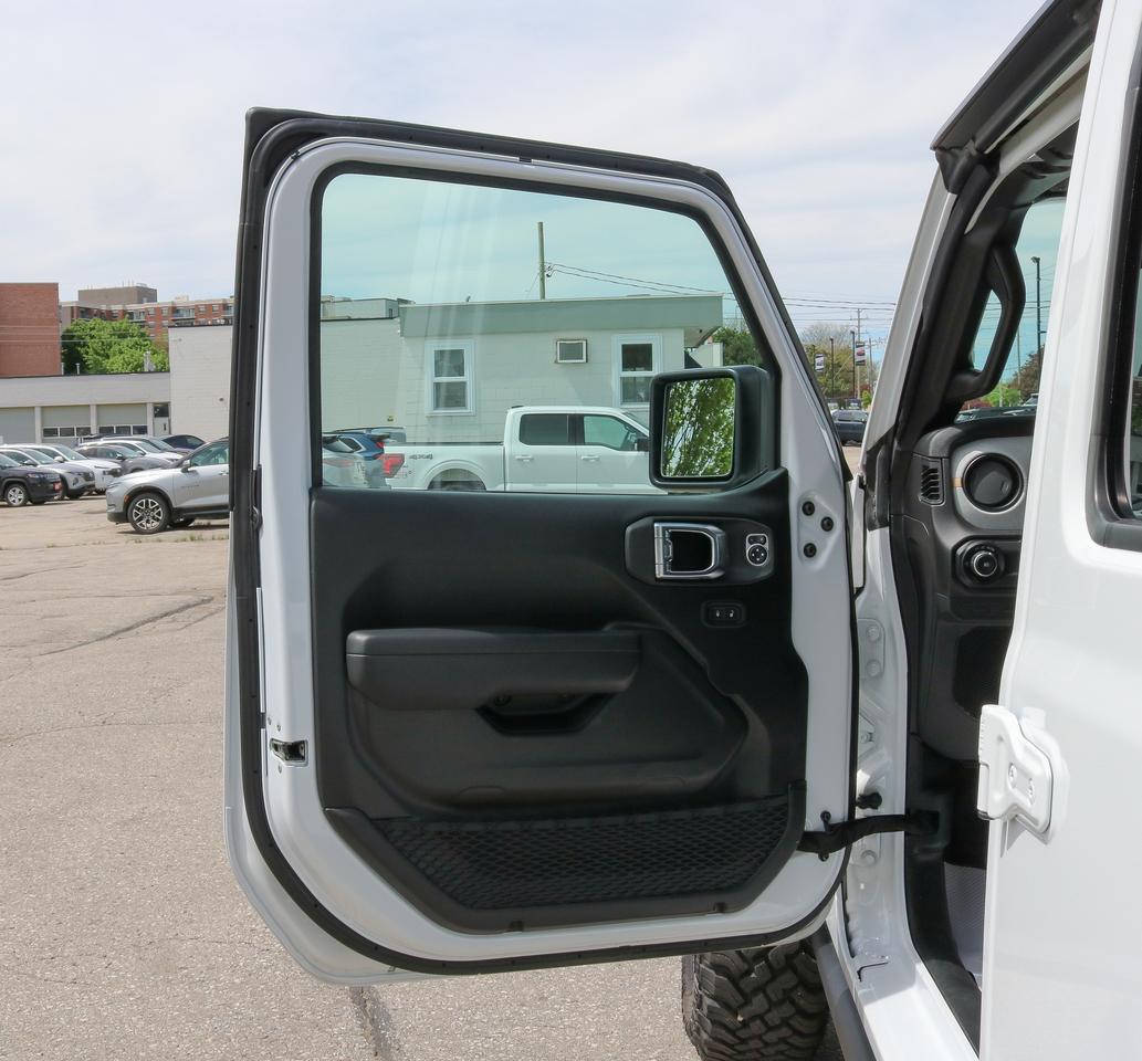 2025 Jeep Wrangler Willys 4 Door 4x4 Photo