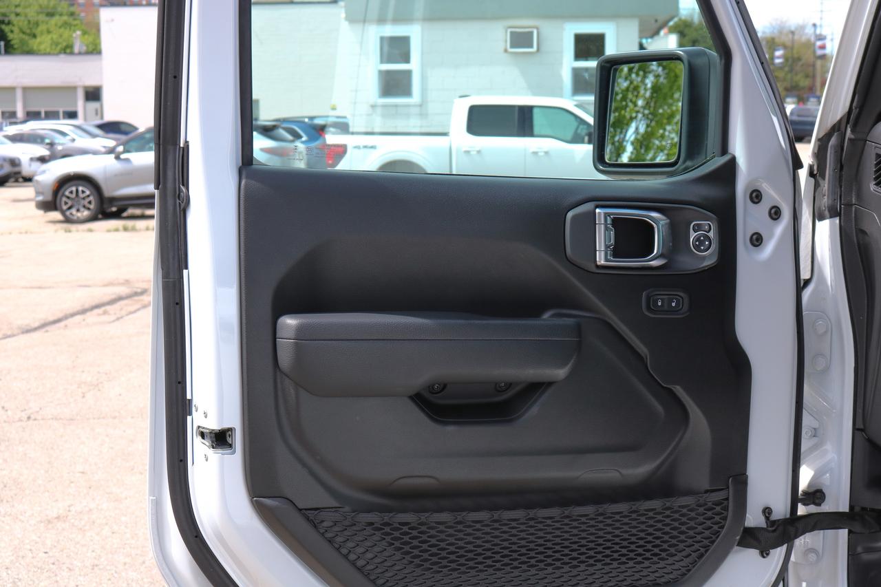 2025 Jeep Wrangler Willys 4 Door 4x4 Photo