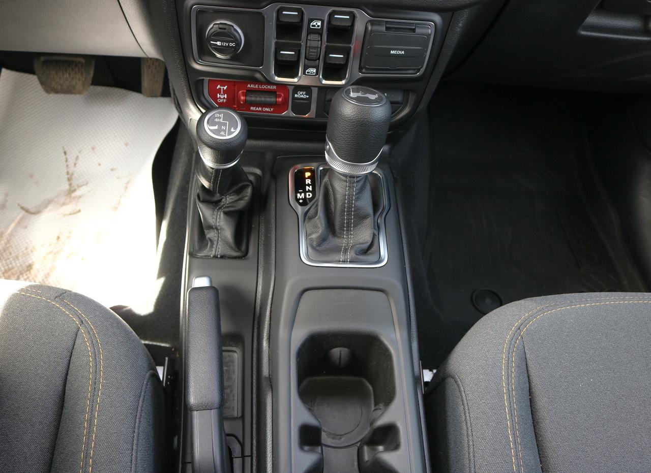 2025 Jeep Wrangler Willys 4 Door 4x4 Photo