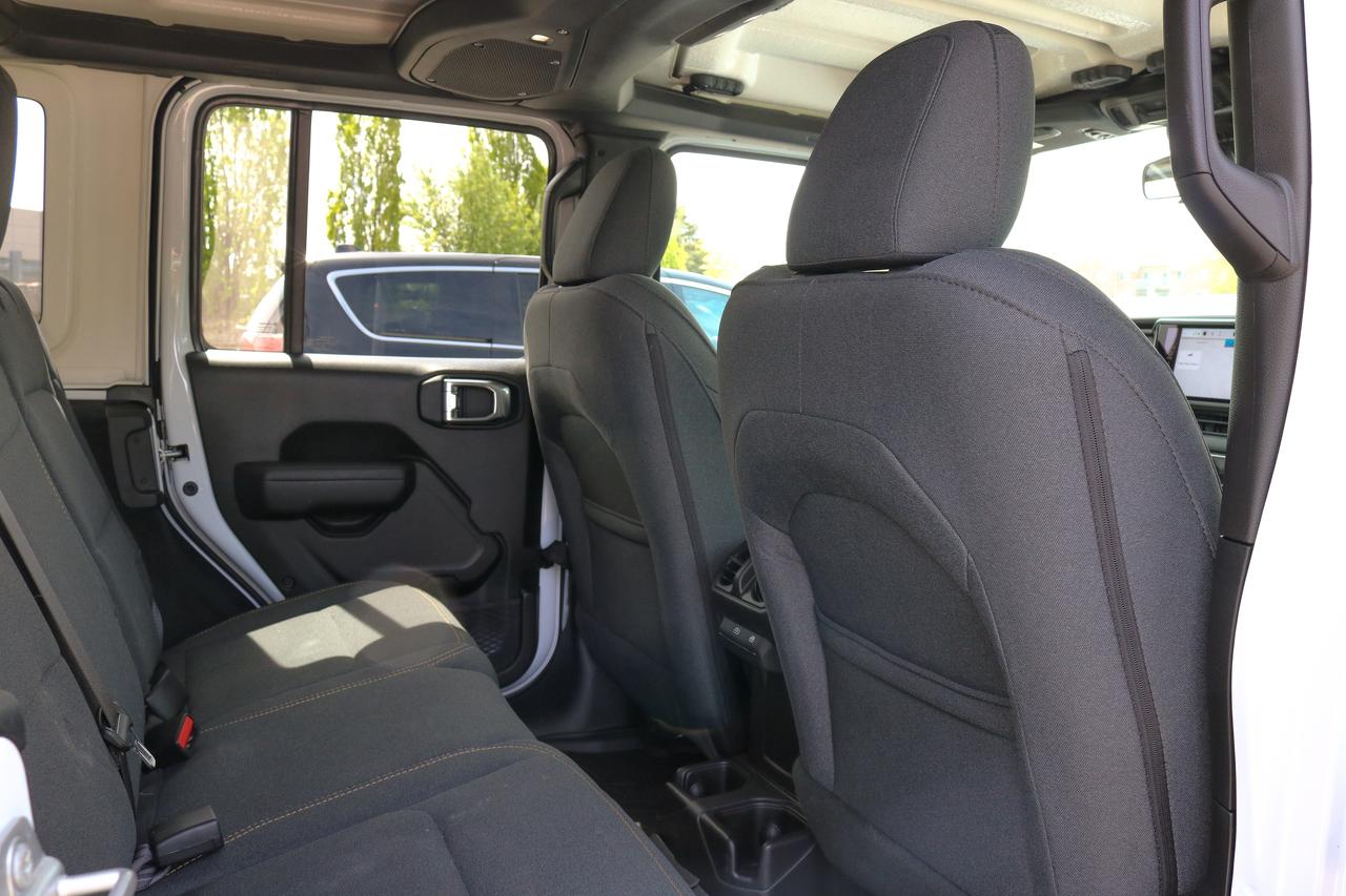 2025 Jeep Wrangler Willys 4 Door 4x4 Photo