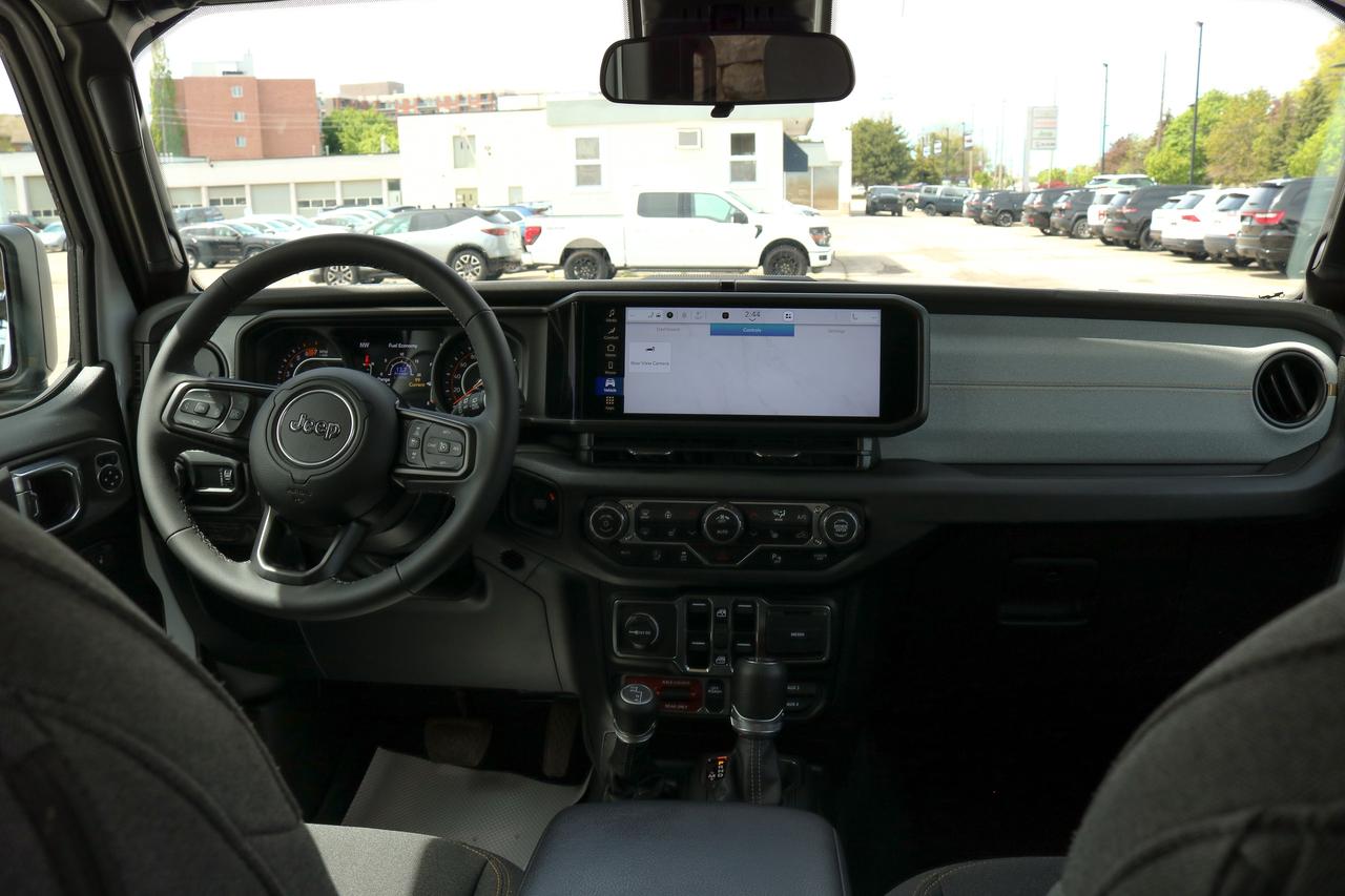 2025 Jeep Wrangler Willys 4 Door 4x4 Photo