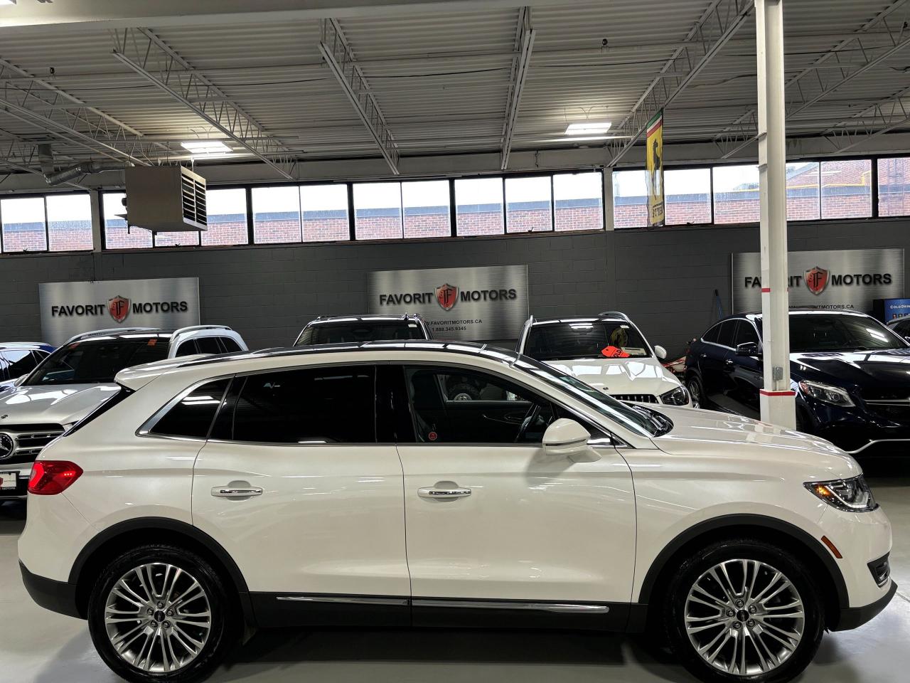 2017 Lincoln MKX Reserve|AWD|NAV|WOOD|PANOROOF|LEATHER|AMBIENT|+++ - Photo #3