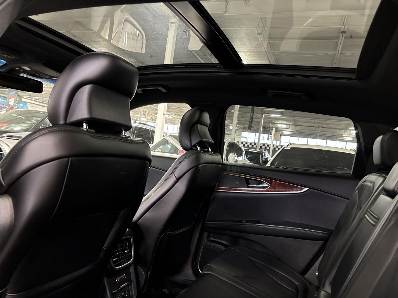 2017 Lincoln MKX Reserve|AWD|NAV|WOOD|PANOROOF|LEATHER|AMBIENT|+++ - Photo #9