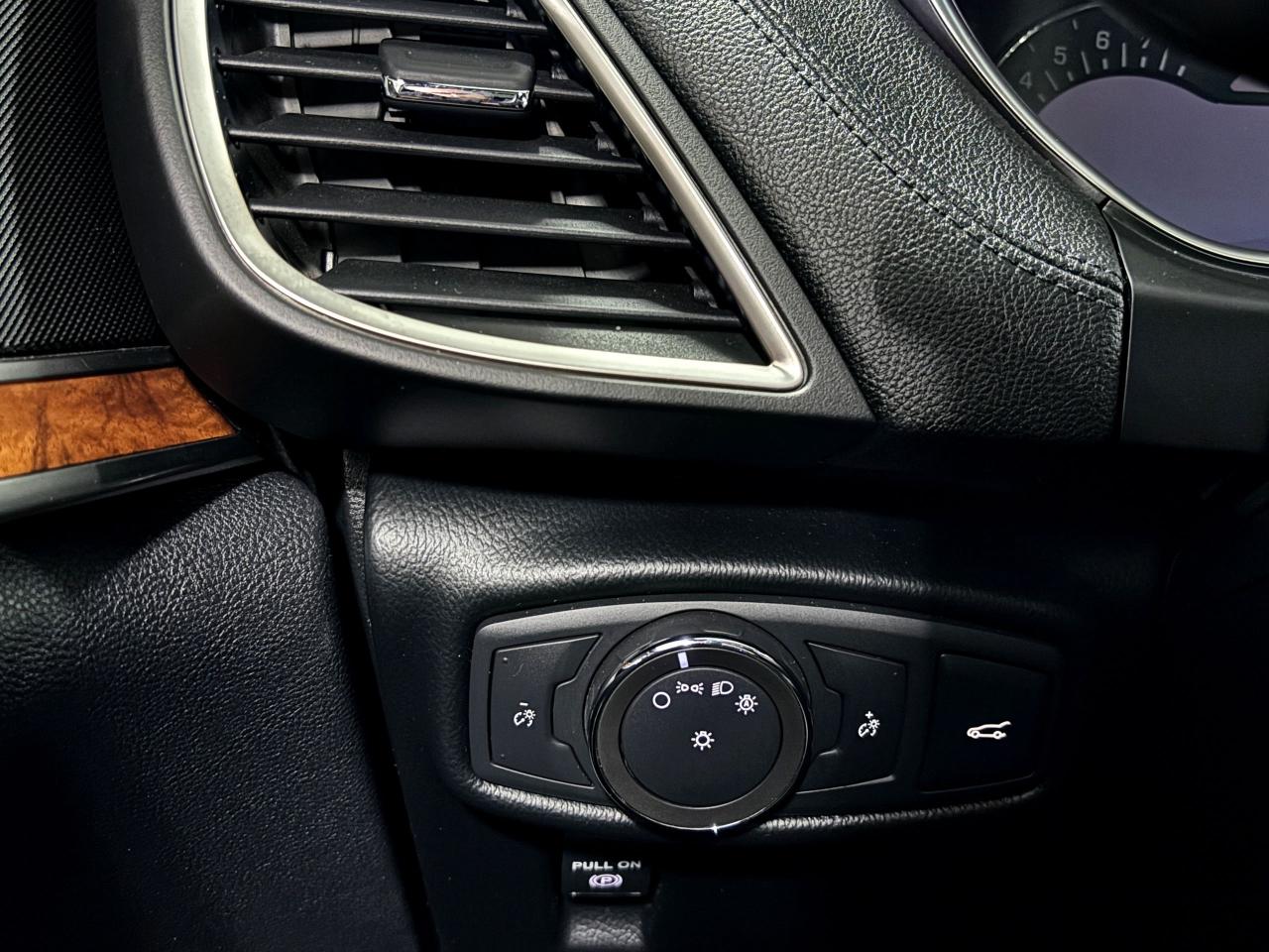 2017 Lincoln MKX Reserve|AWD|NAV|WOOD|PANOROOF|LEATHER|AMBIENT|+++ - Photo #22