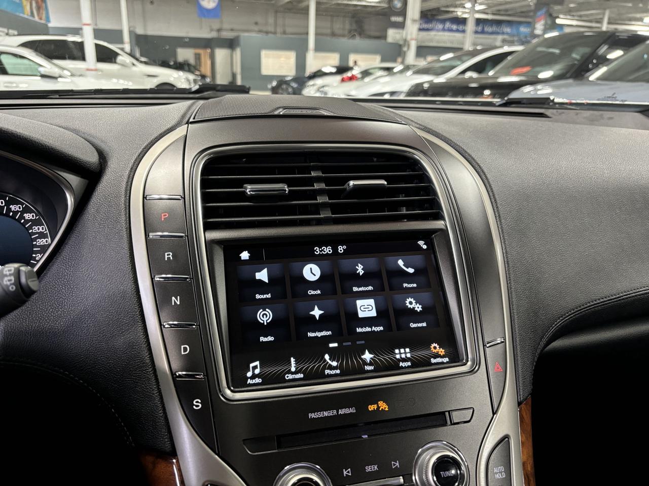 2017 Lincoln MKX Reserve|AWD|NAV|WOOD|PANOROOF|LEATHER|AMBIENT|+++ - Photo #29