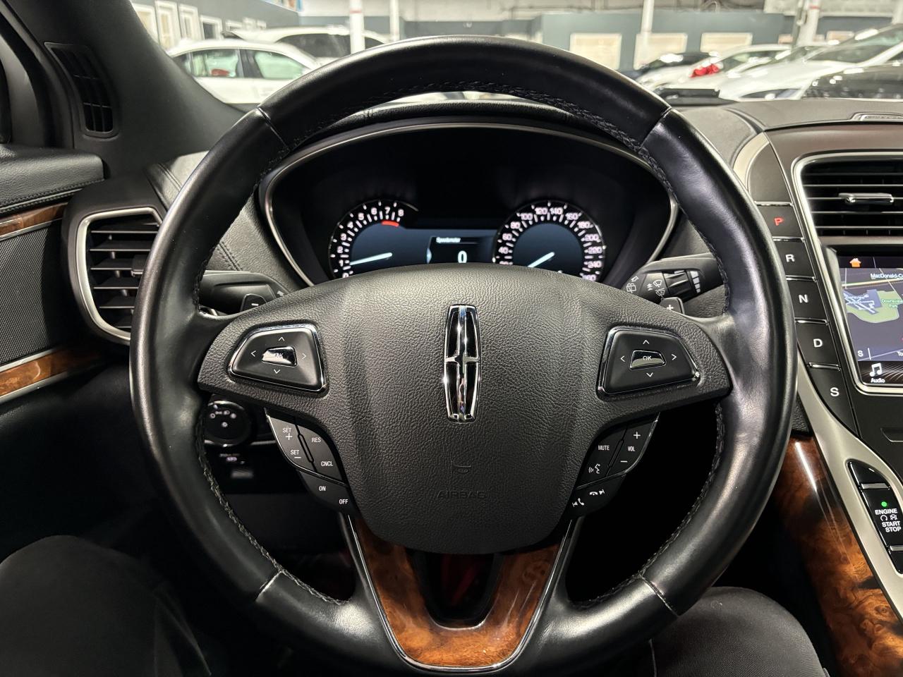 2017 Lincoln MKX Reserve|AWD|NAV|WOOD|PANOROOF|LEATHER|AMBIENT|+++ - Photo #36