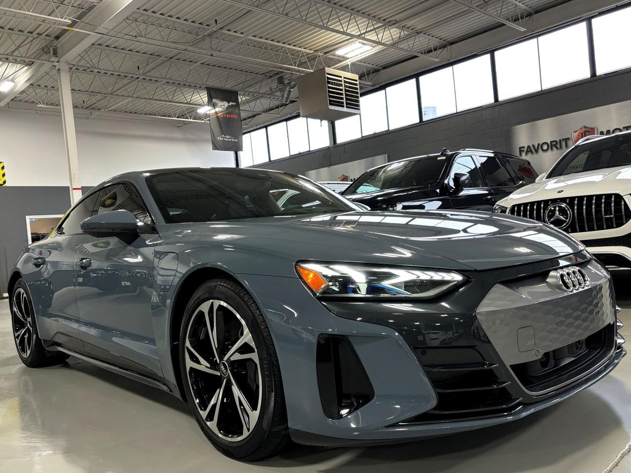 2022 Audi E-Tron GT QUATTRO|LASERLIGHTS|NAV|HUD|AMBIENT|BANGOLUFSEN|++ - Photo #2