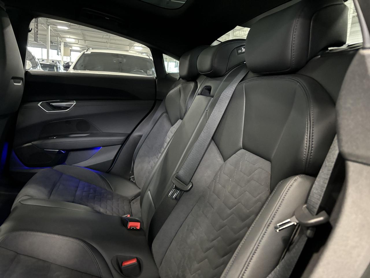 2022 Audi E-Tron GT QUATTRO|LASERLIGHTS|NAV|HUD|AMBIENT|BANGOLUFSEN|++ - Photo #12