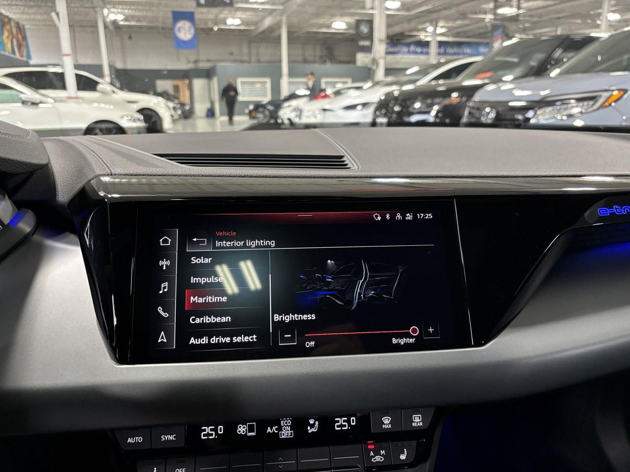 2022 Audi E-Tron GT QUATTRO|LASERLIGHTS|NAV|HUD|AMBIENT|BANGOLUFSEN|++ - Photo #35