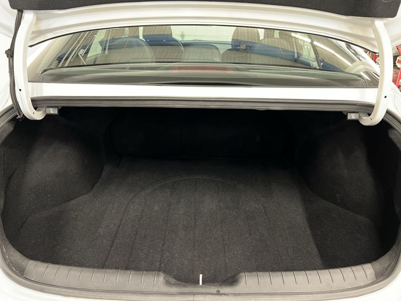 2022 Hyundai Elantra N LINE | ONLY 33,000KMS! | 200HP TURBO | SUNROOF Photo