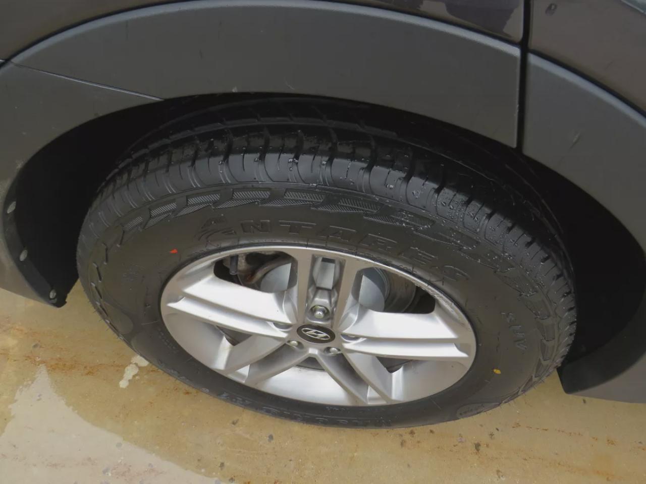 2018 Hyundai Santa Fe Sport Sport 2.4L (**LOW KM!!**SAFETY/CERTIFIED!!**AWD**ALLOY RIMS**HEATED SEATS**BLUETOOTH**CRUISE CONTROL**DIGITAL TOUCHSCREEN**HEATED SEATS**) Photo