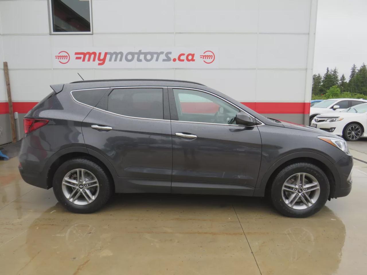 2018 Hyundai Santa Fe Sport Sport 2.4L  | Low Km | Safety Certified | AWD | Alloy Rims | Heated Seats | Bluetooth | Cruise Control | Digital Touchscreen | Heated Seats Photo