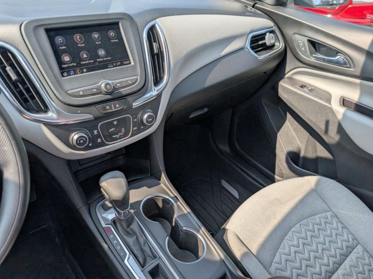 2022 Chevrolet Equinox LS  **18 SERVICE RECORDS** Photo