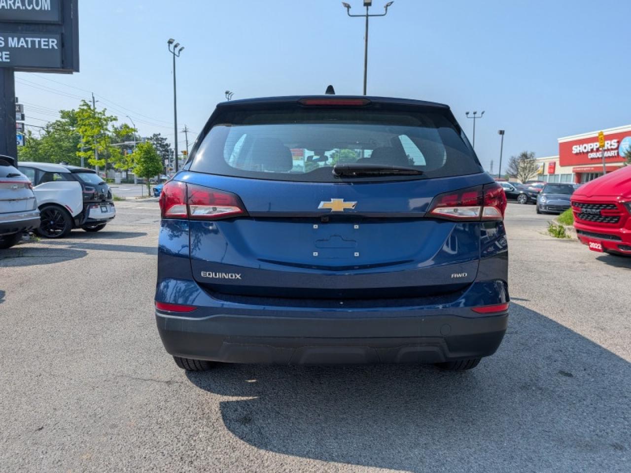 2022 Chevrolet Equinox LS  **18 SERVICE RECORDS** Photo3