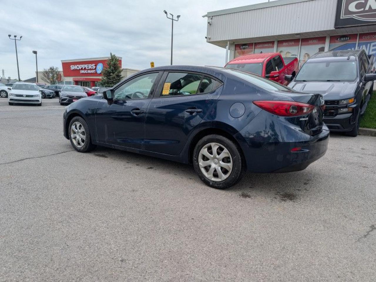 2015 Mazda MAZDA3 GX  **LOW KMS - MANUAL** Photo3