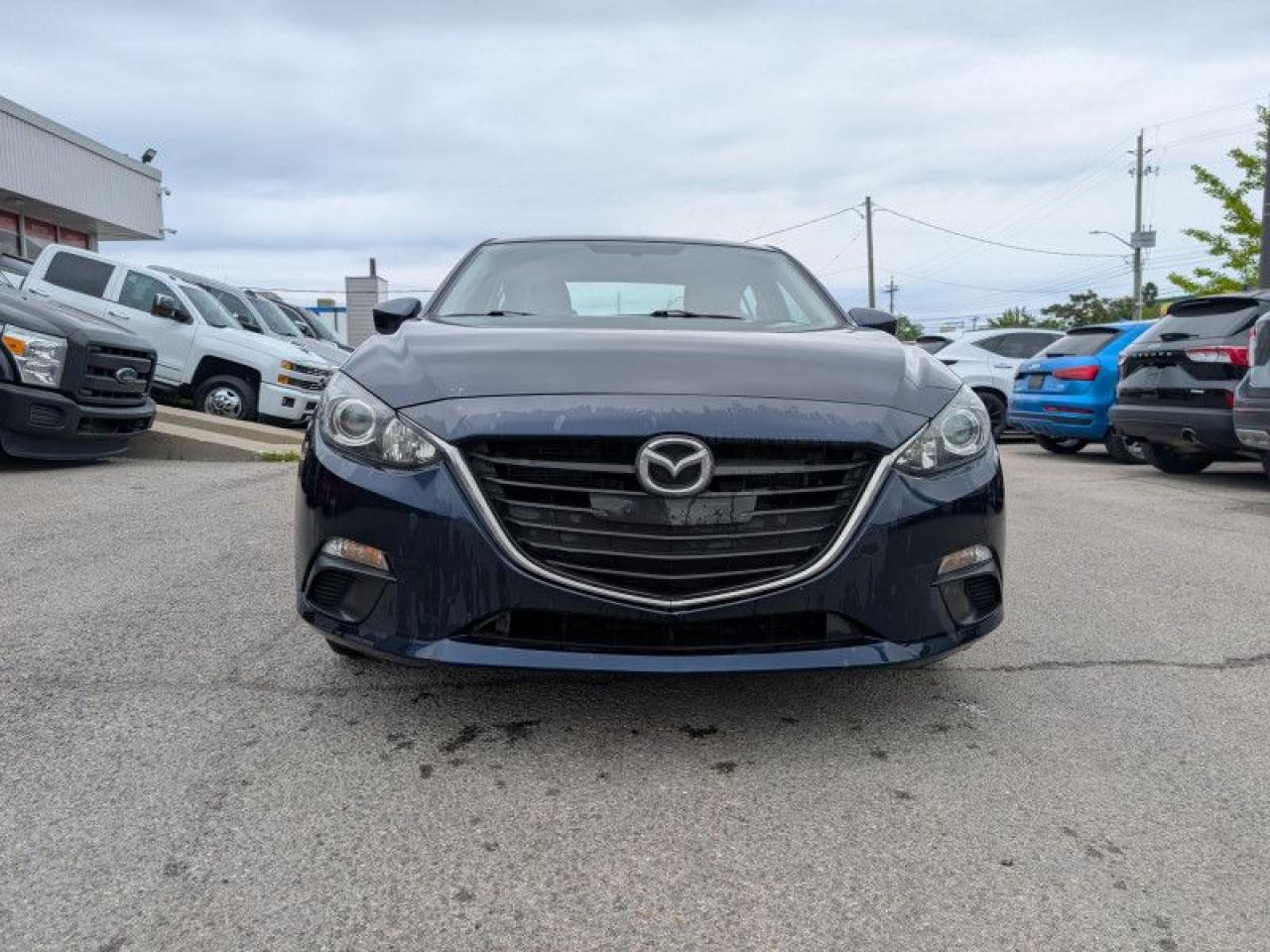 2015 Mazda MAZDA3 GX  **LOW KMS - MANUAL** Photo