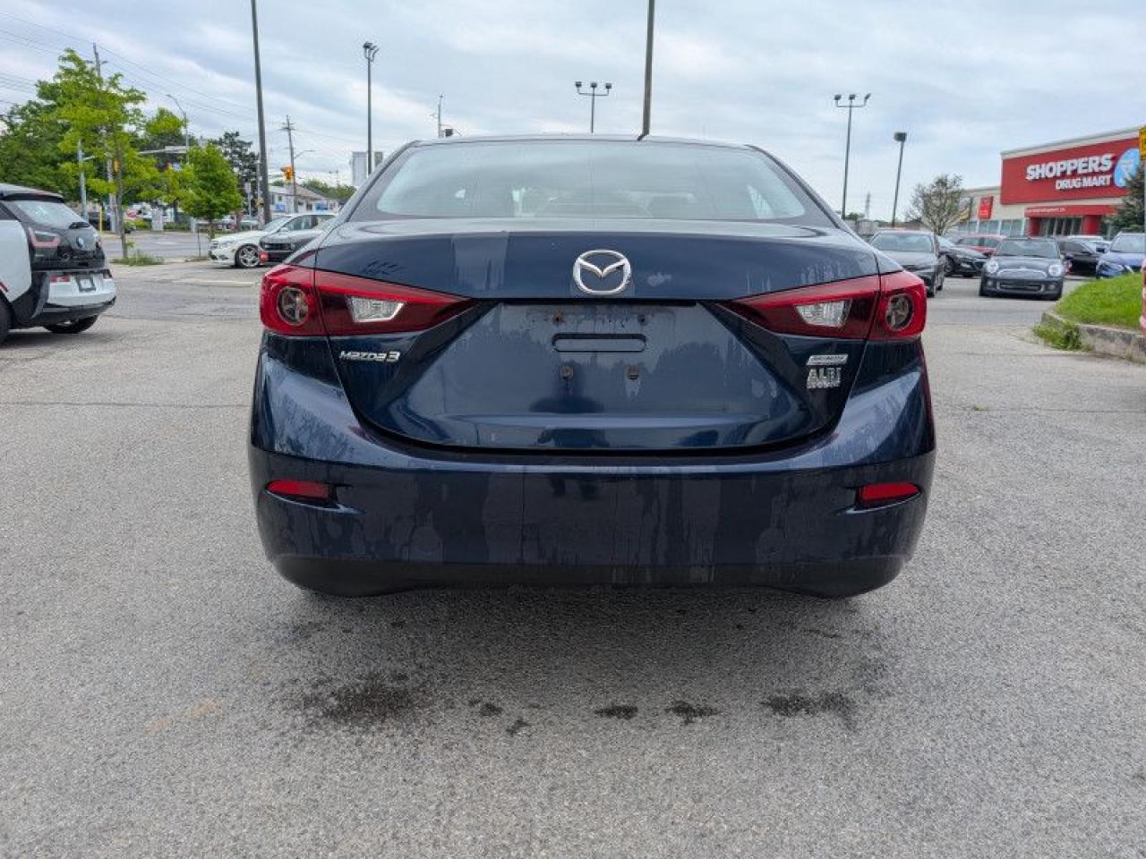 2015 Mazda MAZDA3 GX  **LOW KMS - MANUAL** Photo