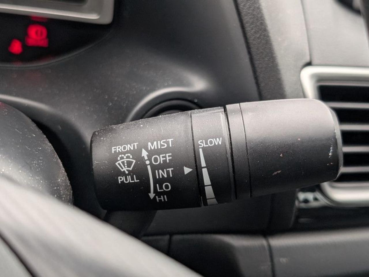 2015 Mazda MAZDA3 GX  **LOW KMS - MANUAL** Photo