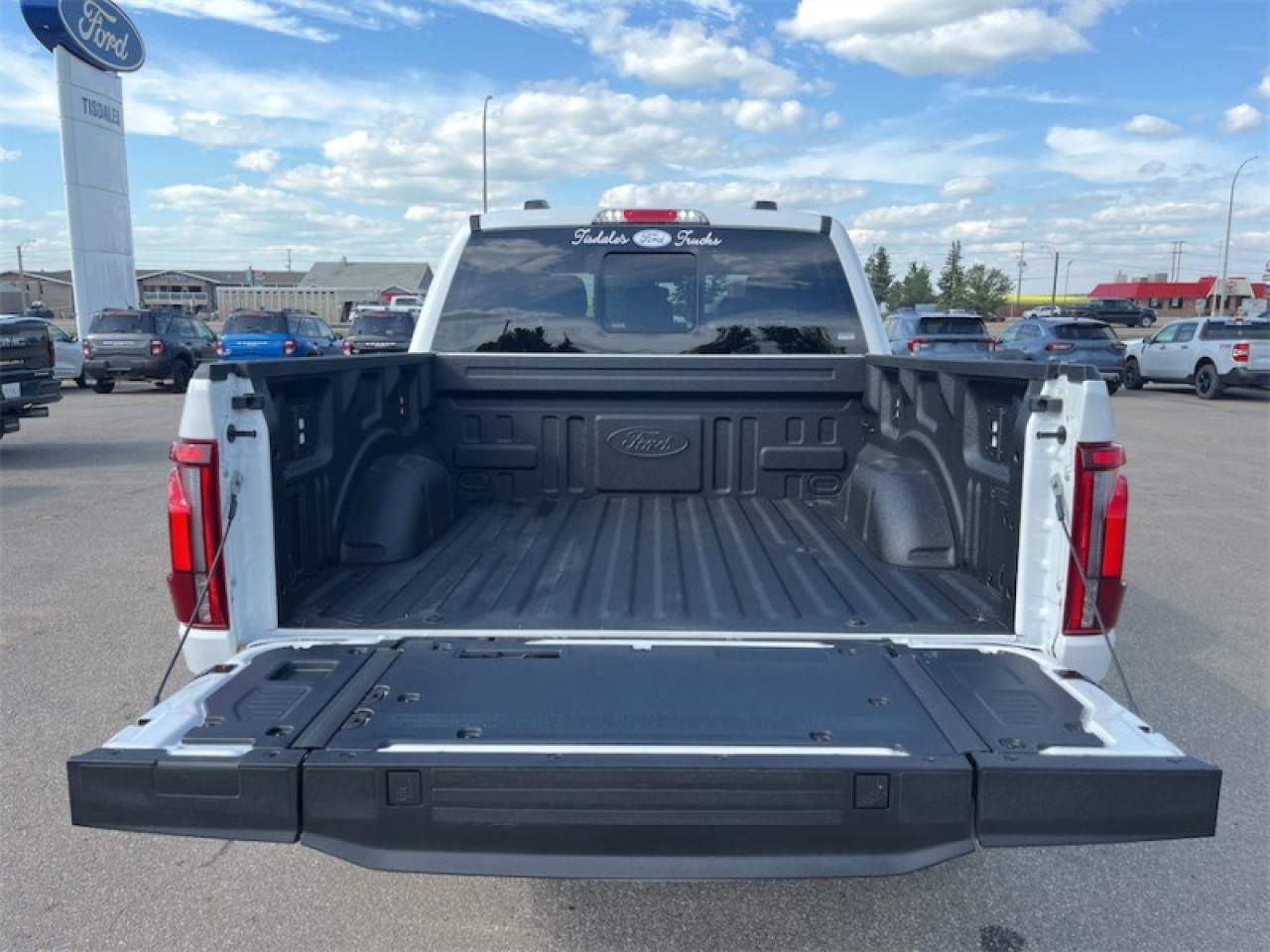 2025 Ford F-150 Lariat  - Premium Audio Photo5