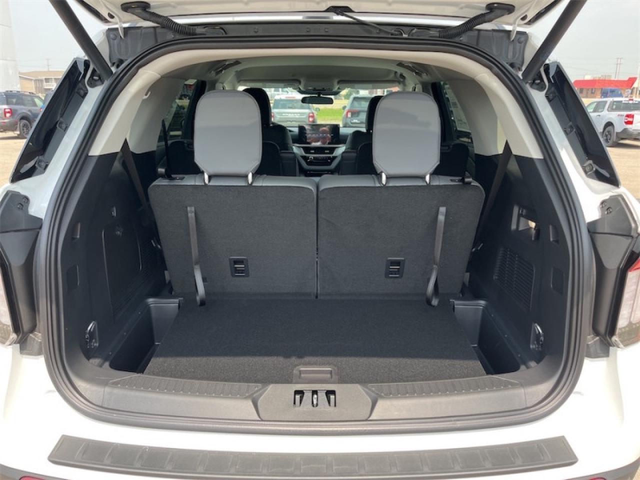 2025 Ford Explorer Active  - Heated Seats Photo5