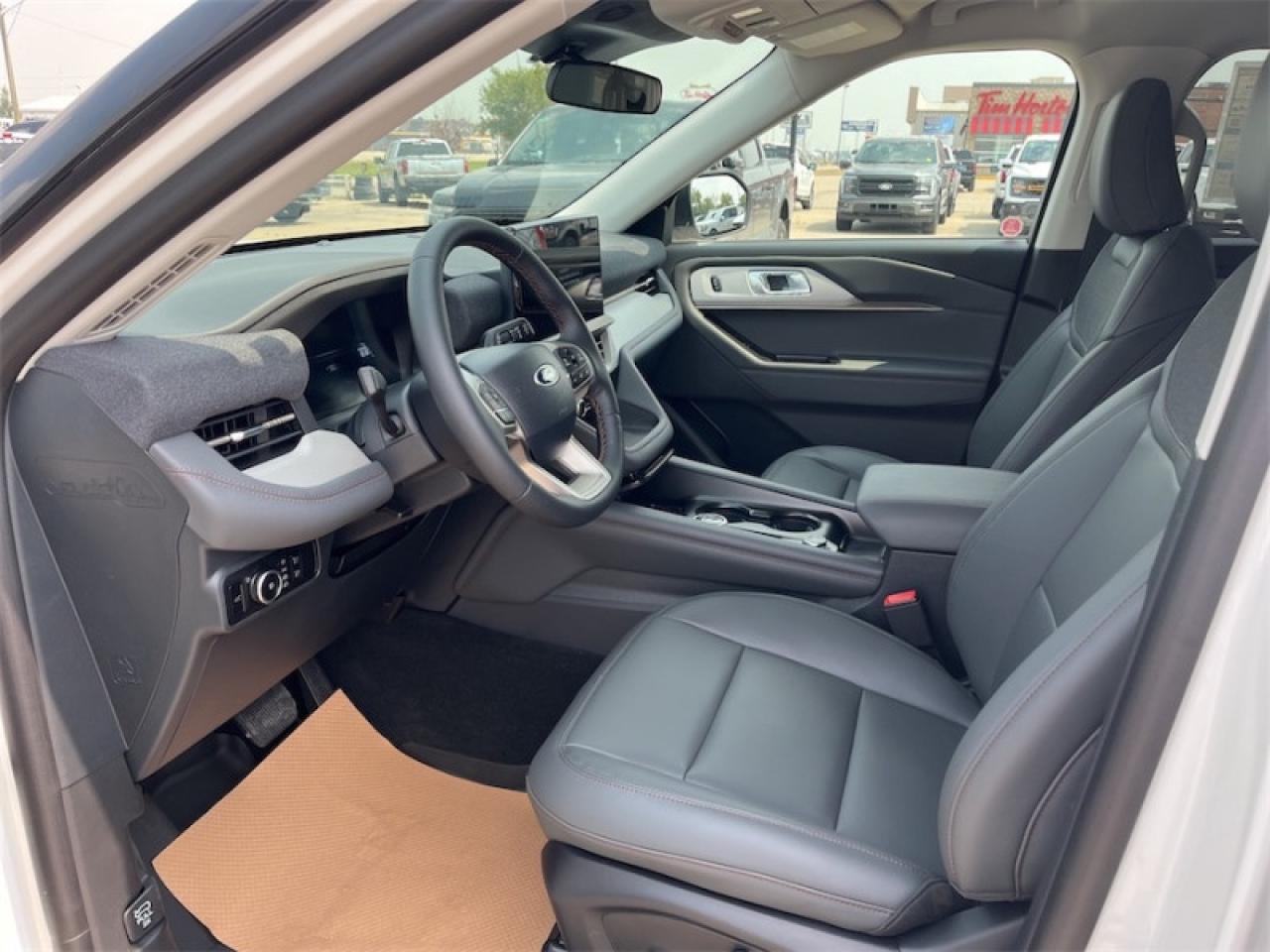 2025 Ford Explorer Active  - Heated Seats Photo5
