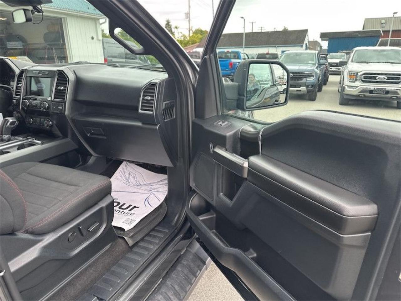2020 Ford F-150 XLT Photo5