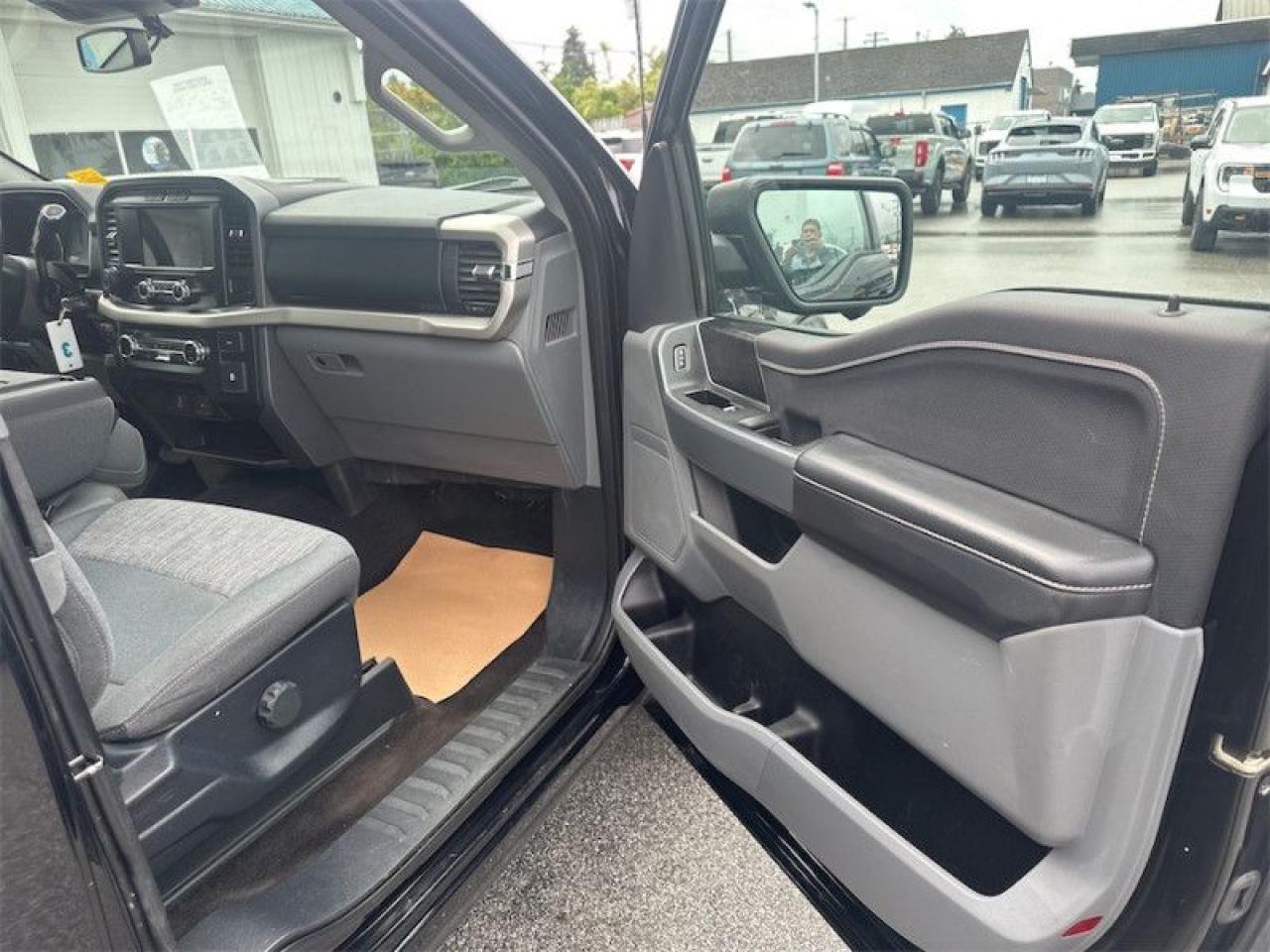 2021 Ford F-150 XLT Photo5