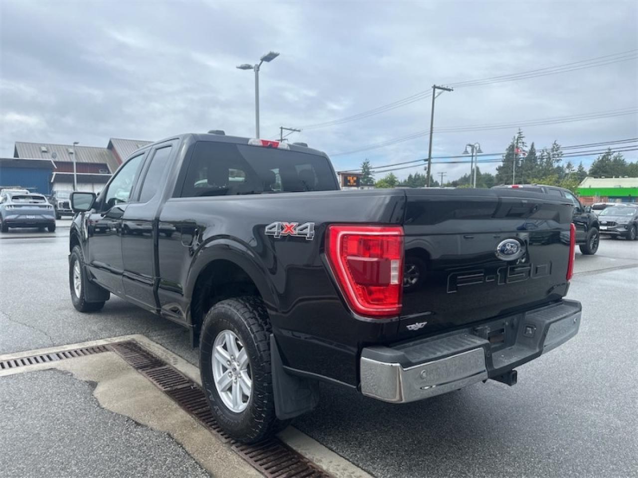 2021 Ford F-150 XLT Photo2
