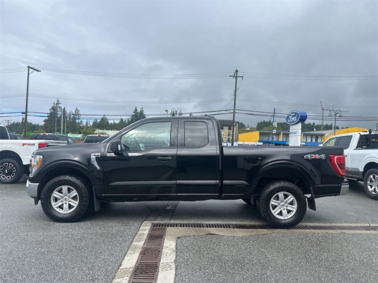 2021 Ford F-150 XLT Photo1