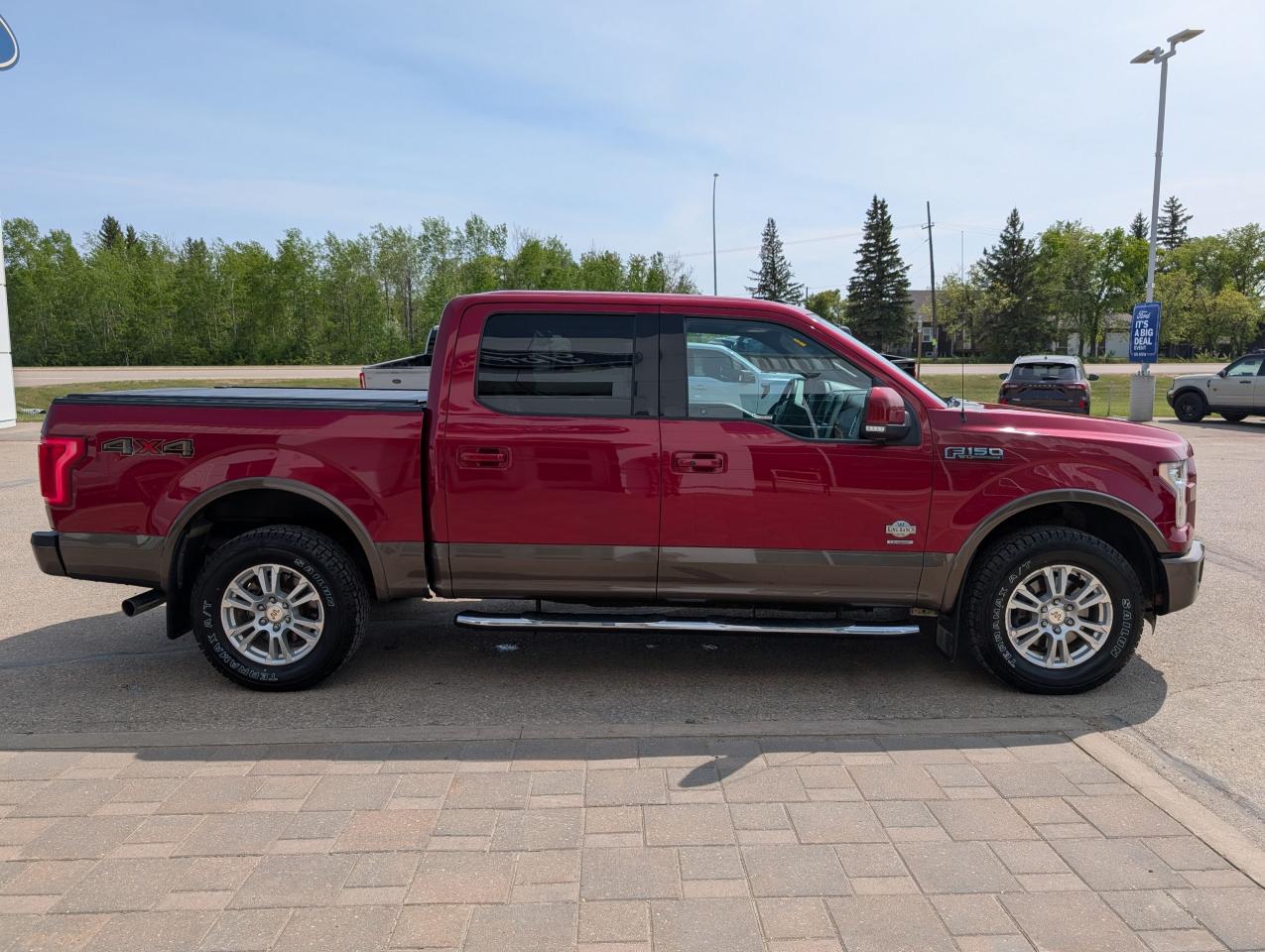 2015 Ford F-150 King Ranch Photo4