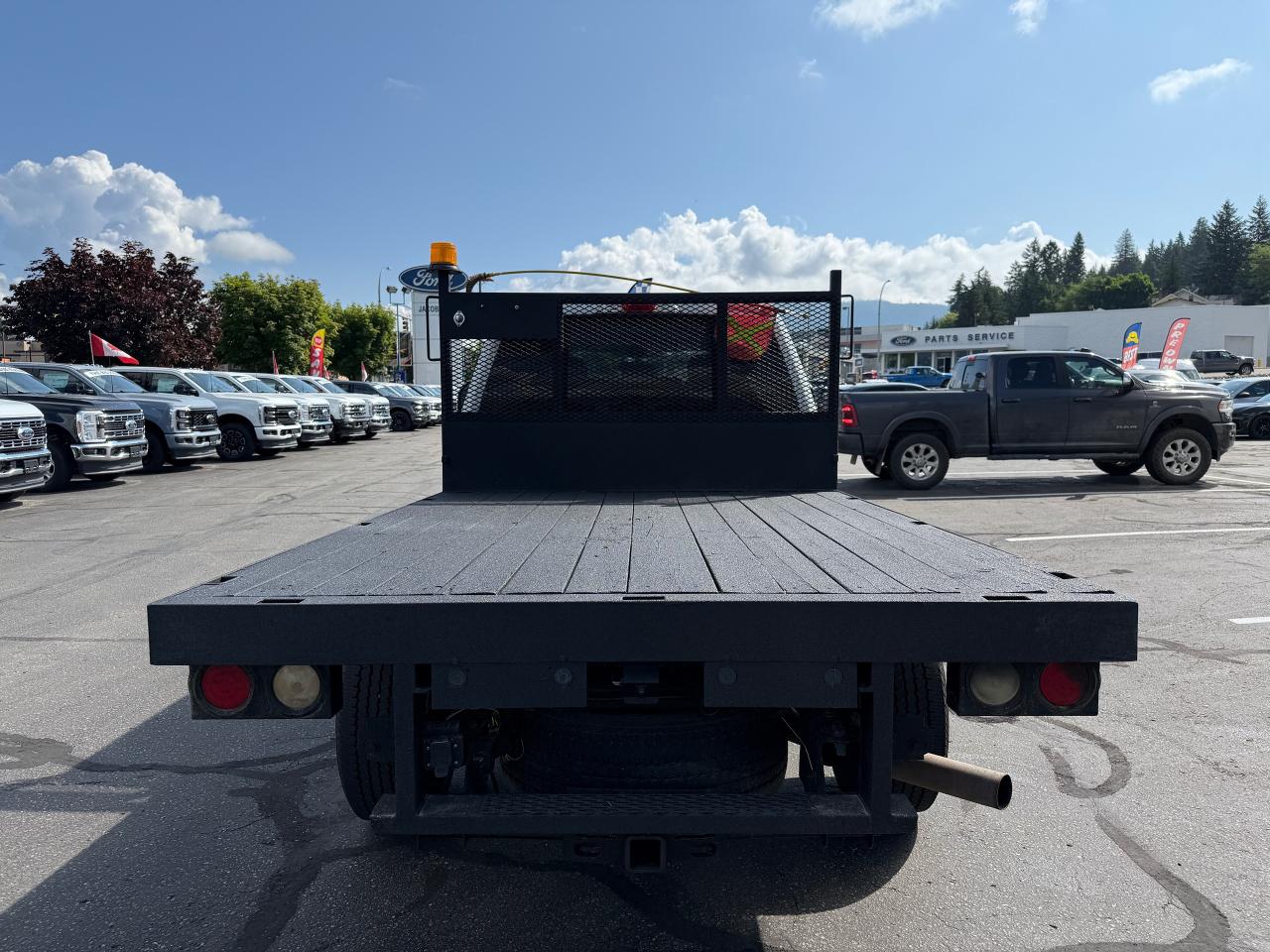2022 Ford F-350 Super Duty SRW XLT Photo