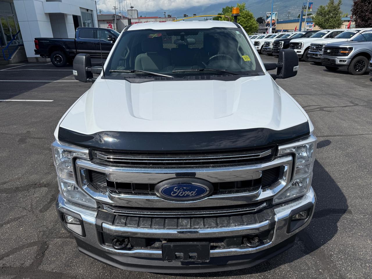 2022 Ford F-350 Super Duty SRW XLT Photo5