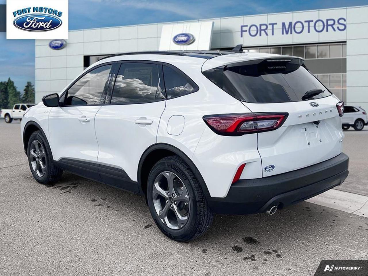 2025 Ford Escape ST-Line Photo3
