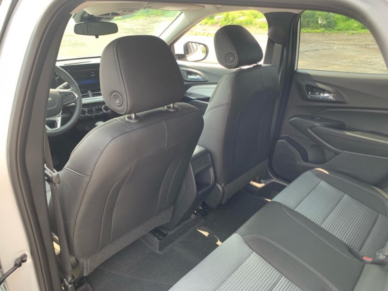 2025 Chevrolet Trax LT Photo