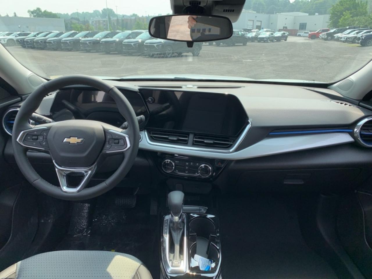 2025 Chevrolet Trax LT Photo