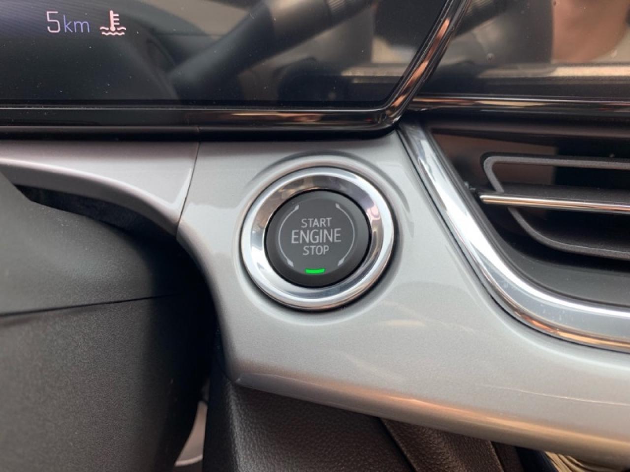 2025 Chevrolet Trax LT Photo