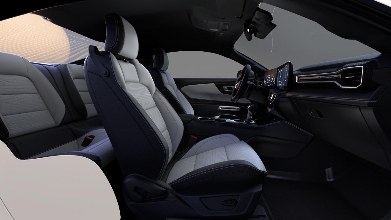 2025 Ford Mustang GT Premium Photo3