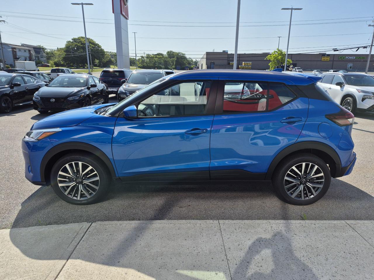 2025 Nissan Kicks Play SV FWD Photo3