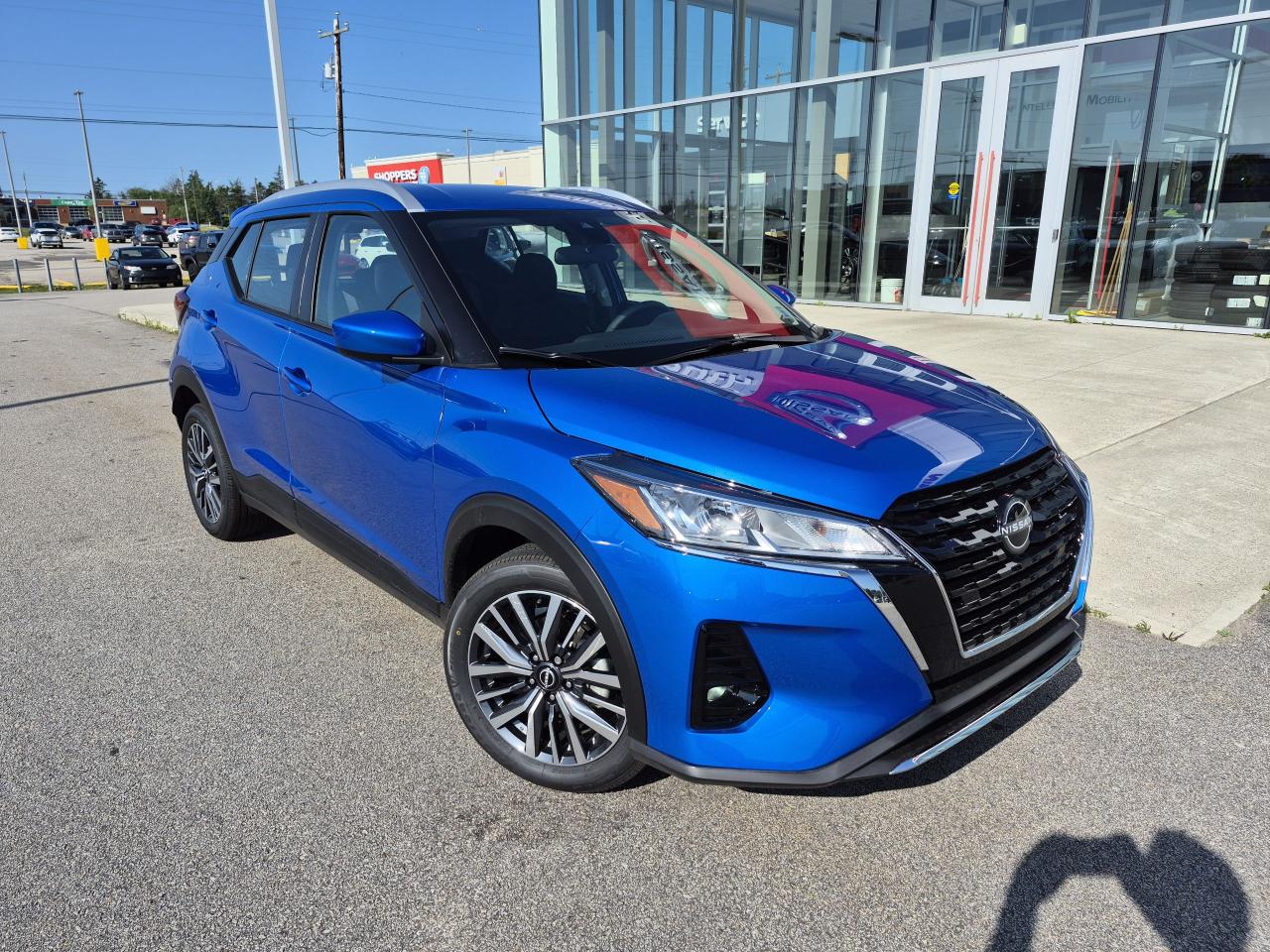 2025 Nissan Kicks Play SV FWD