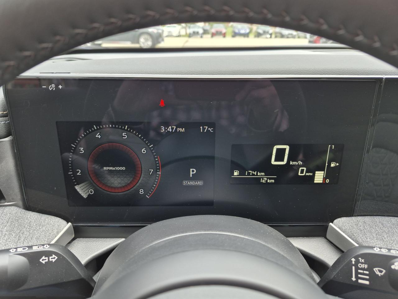 2025 Nissan Kicks SV Photo8