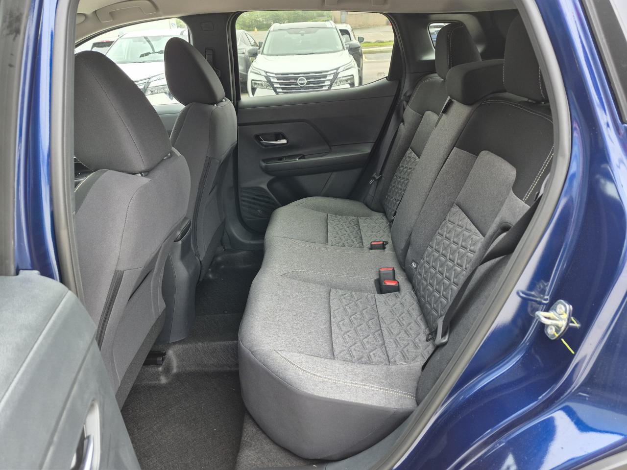 2025 Nissan Kicks SV Photo11