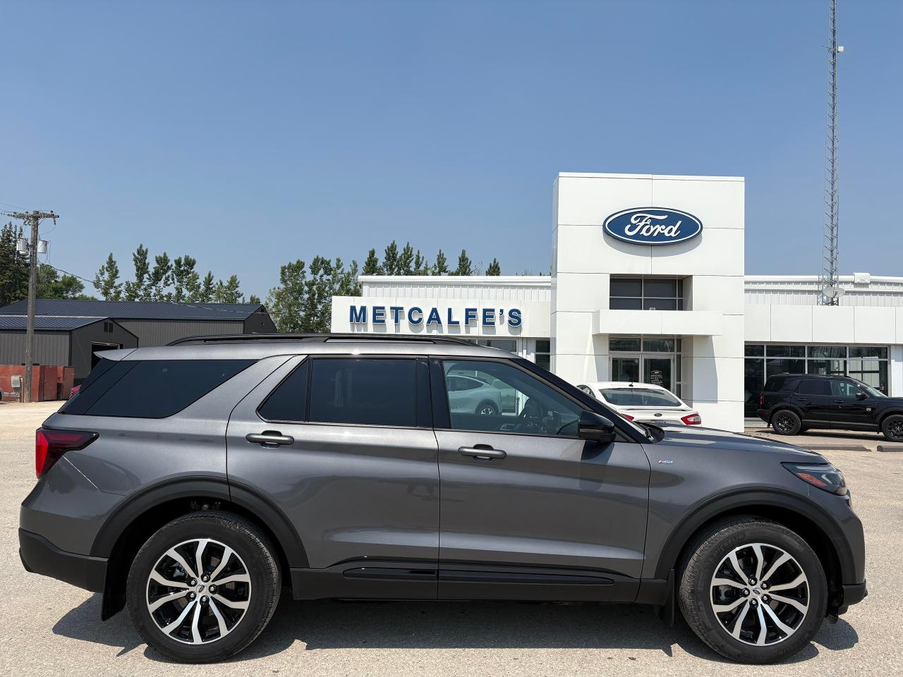 New 2025 Ford Explorer ST-LINE 4WD for sale in Treherne, MB