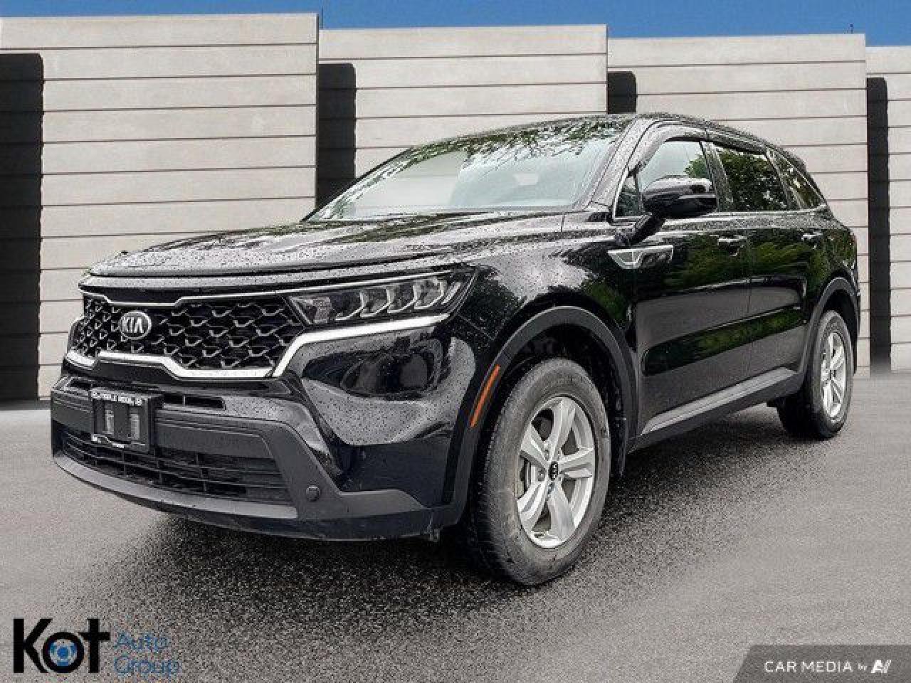 Used 2021 Kia Sorento LX+ AWD! BACK UP CAMERA! BLUETOOTH! HEATED FRONT SEATS! 7 PASSENGERS! TOUCHSCREEN! for sale in Maple Ridge, BC