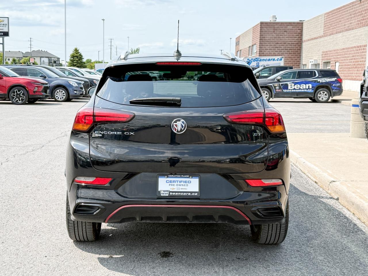 2023 Buick Encore GX Select 1.3L 3 CYL WITH REMOTE START/ENTRY, HEATED SEATS, POWER LIFTGATE, LANE KEEP ASSIST, APPLE CARPLAY/ANDROID AUTO, SPORT TOURING PACKAGE Photo3