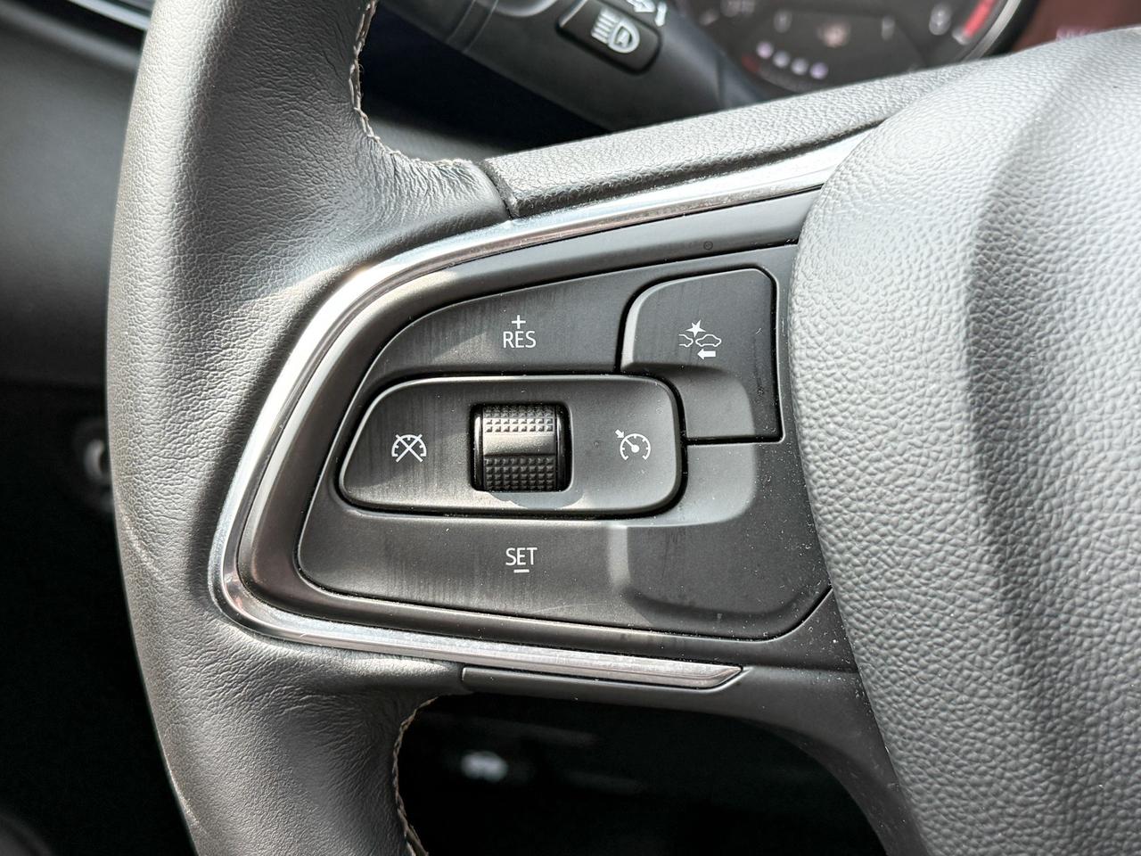 2023 Buick Encore GX Select 1.3L 3 CYL WITH REMOTE START/ENTRY, HEATED SEATS, POWER LIFTGATE, LANE KEEP ASSIST, APPLE CARPLAY/ANDROID AUTO, SPORT TOURING PACKAGE Photo