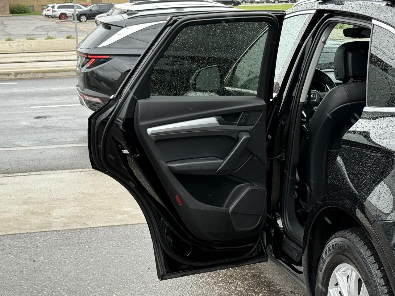 2018 Audi Q5 ONE OWNER | AUDI SERVICE | LIKE NEW - Photo #33