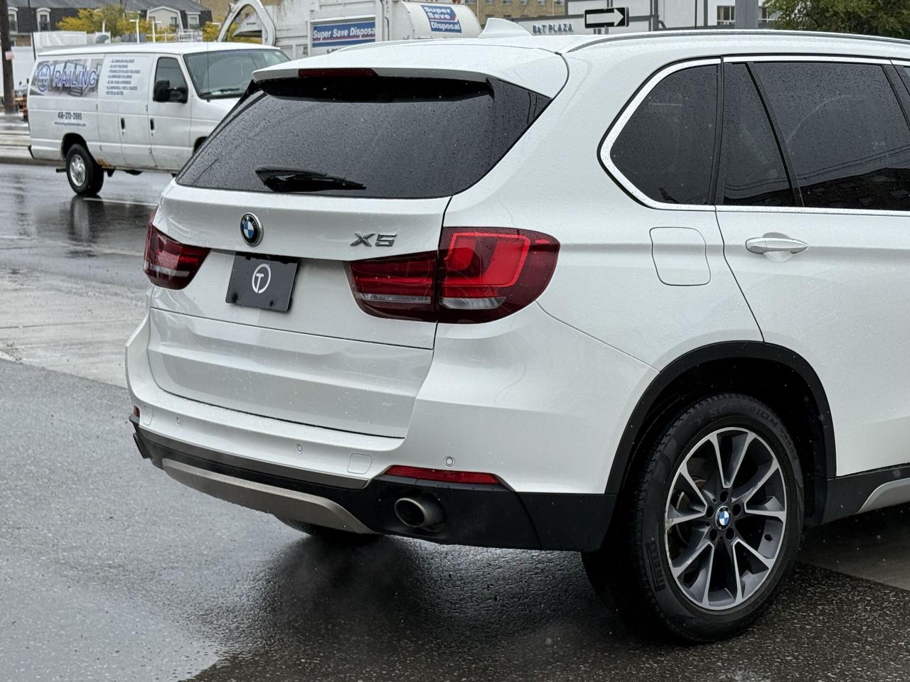 2017 BMW X5 PREMIUM | PANO | HARMAN KARDON | LOADED - Photo #10