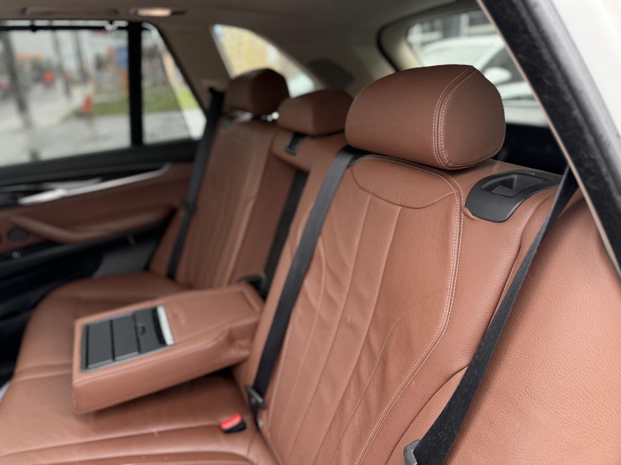 2017 BMW X5 PREMIUM | PANO | HARMAN KARDON | LOADED - Photo #39