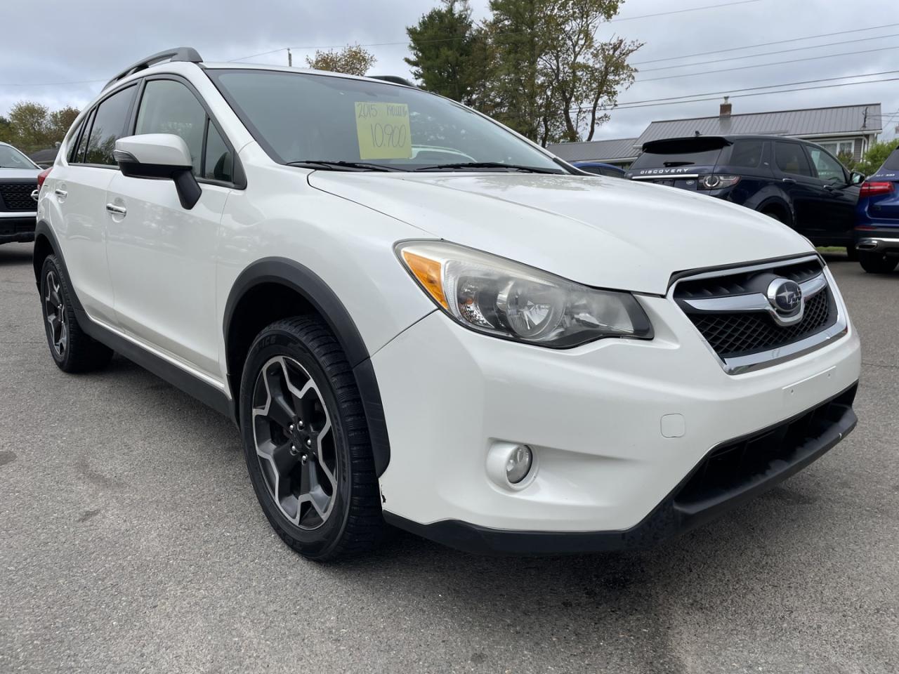 Used 2015 Subaru XV Crosstrek 2.0 / LIMITED / LEATHER / SUNROOF / REVERSE CAMERA / NAVIAGTION / AWD / TOW PACKAGE for sale in Truro, NS