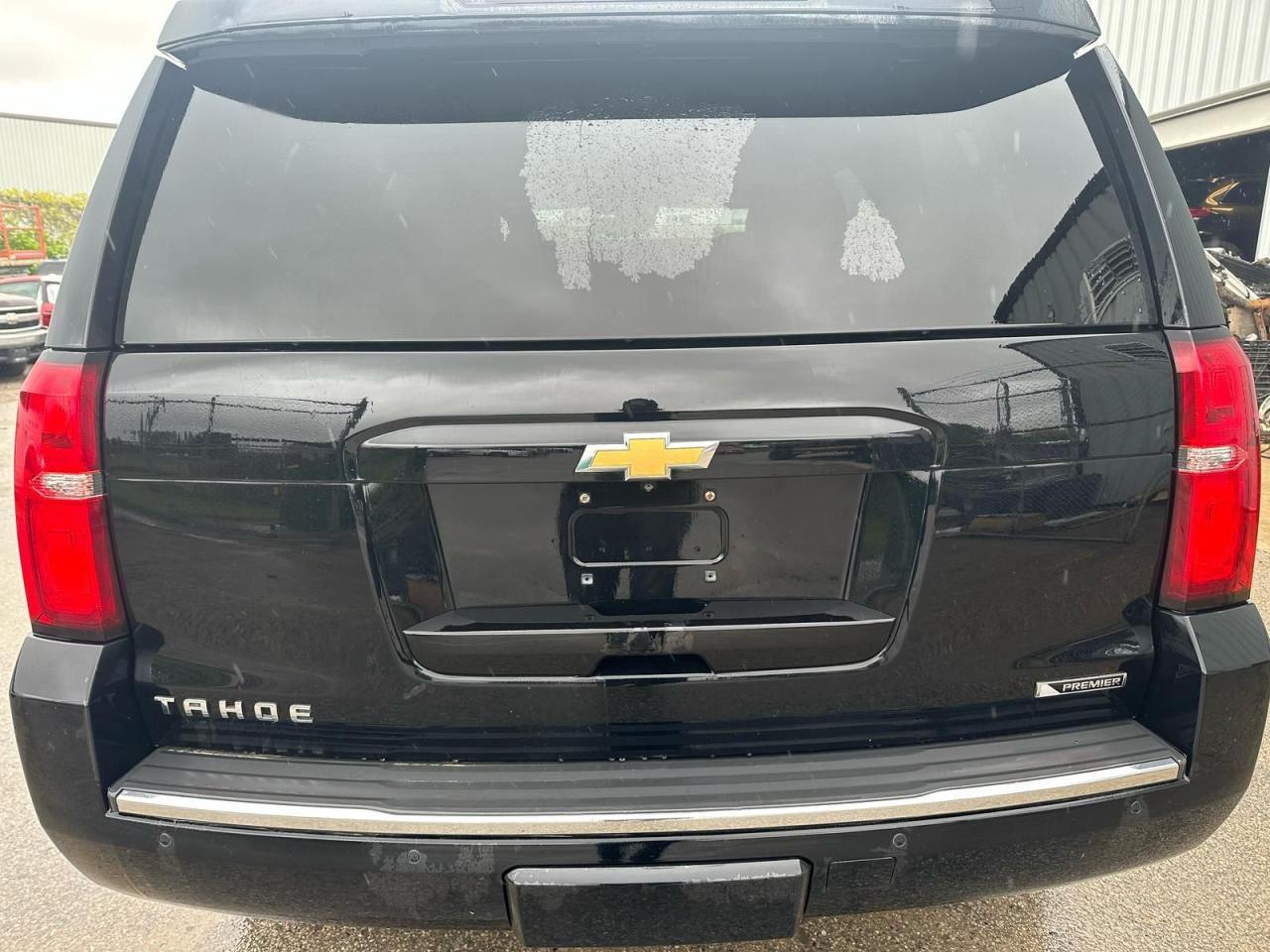 2017 Chevrolet Tahoe Premier Photo2